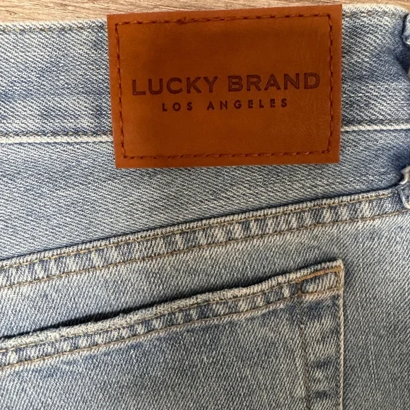 Lucky Brand Boyfriend Short - Picture 8 of 10